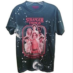 Netflix Stranger Things Crew Neck Tee Shirt Sz M Friends Don't Lie Black White